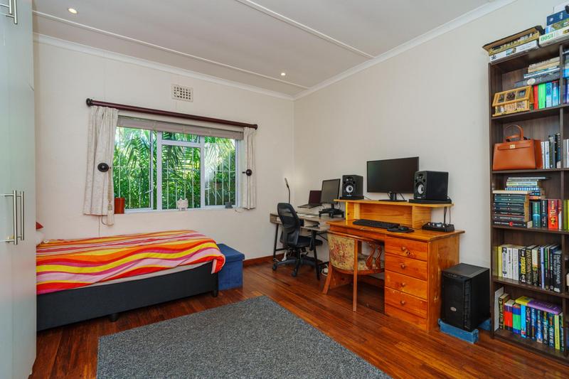 2 Bedroom Property for Sale in Harfield Village Western Cape